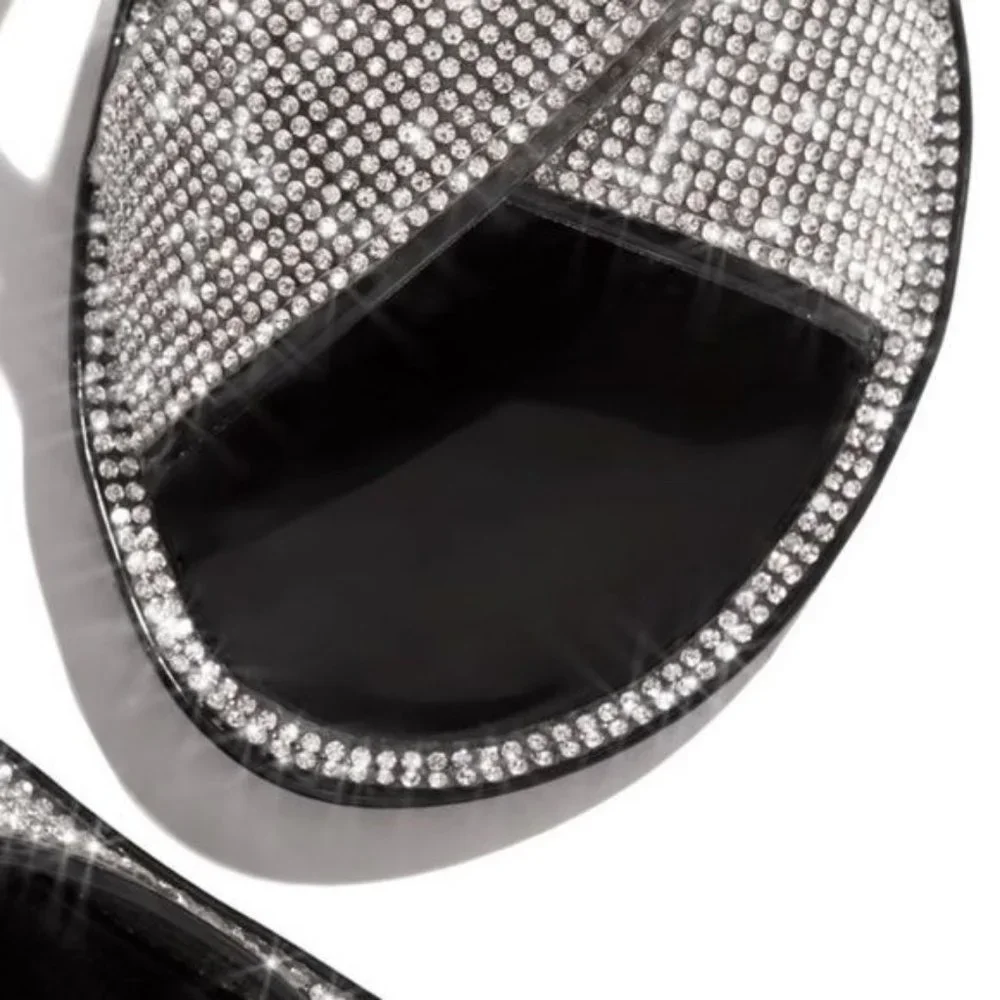 !! NEW !! Embellished Criss Cross Jelly Slides in Black - Picture 3 of 6